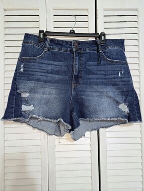 Vanilla Star Women's 18 Super HighRise Distressed Denim Shorts